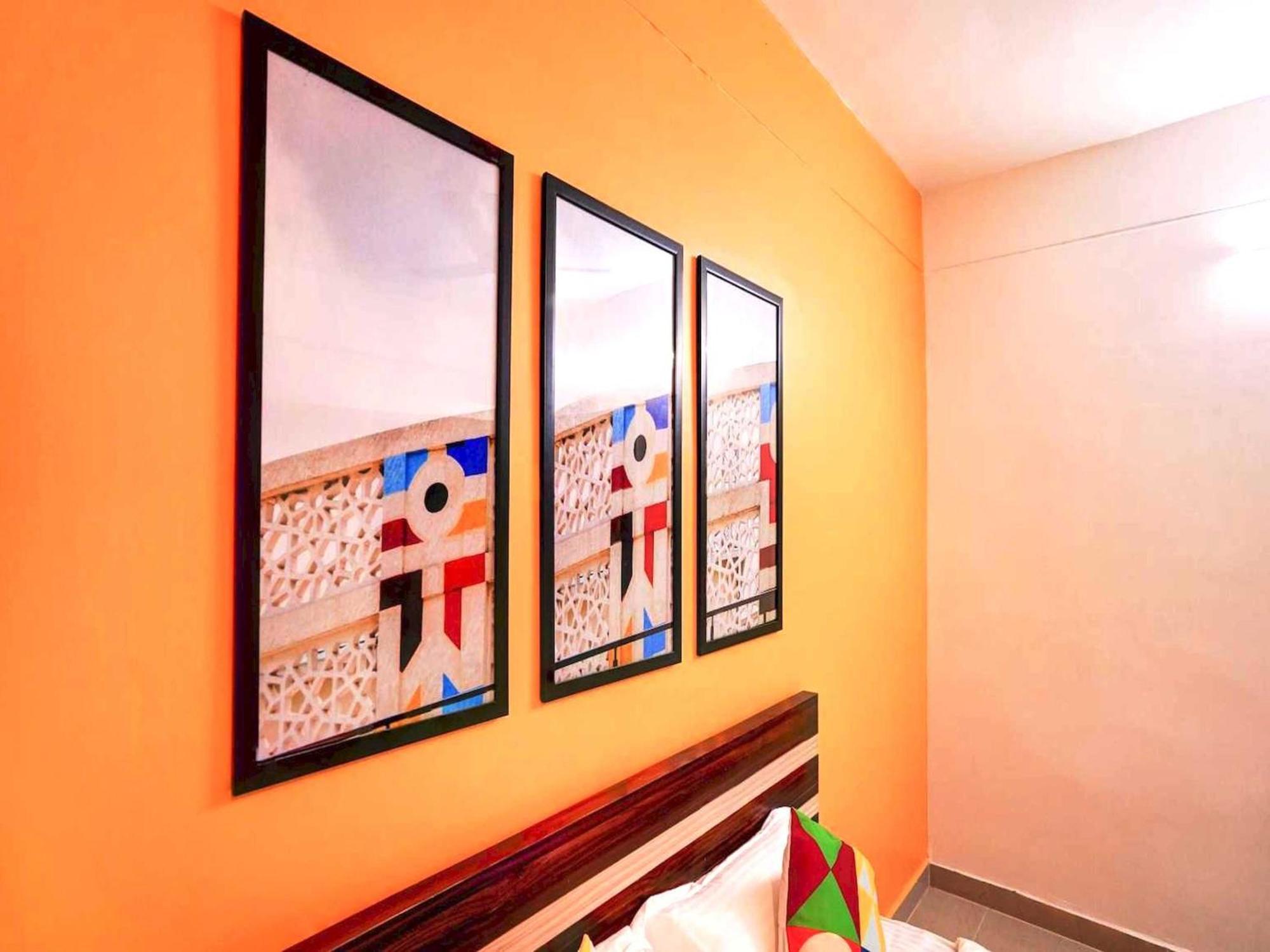 Oyo Flagship Luxurious Bhubaneswar